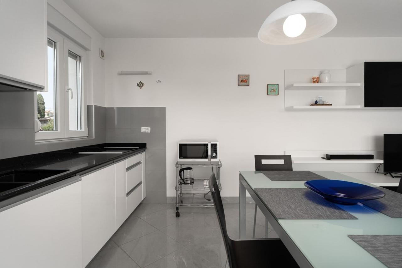 Apartment Sky By Seeadria Agency Novigrad Istria Buitenkant foto