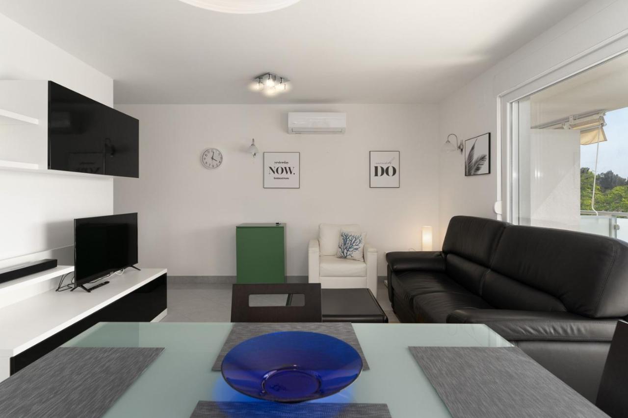 Apartment Sky By Seeadria Agency Novigrad Istria Buitenkant foto