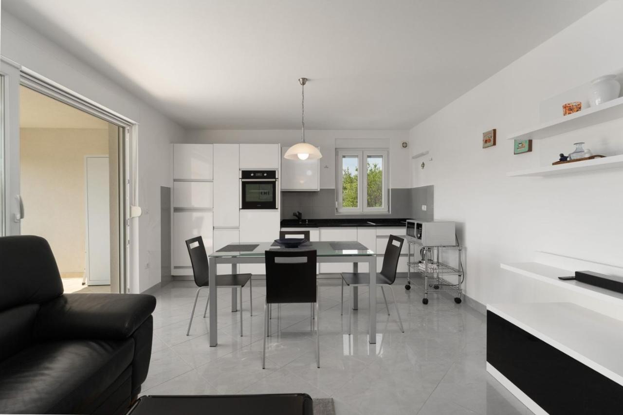 Apartment Sky By Seeadria Agency Novigrad Istria Buitenkant foto