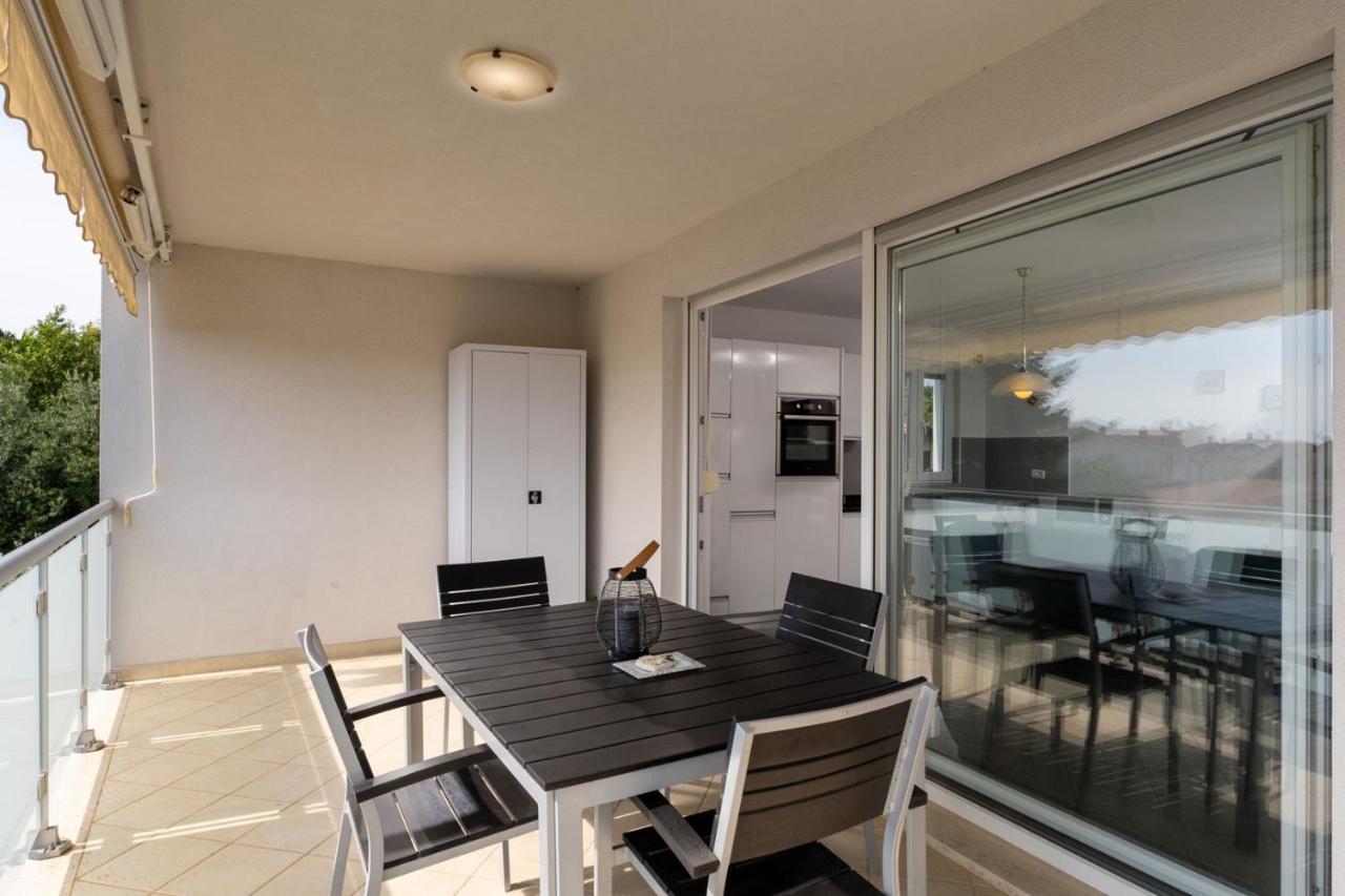 Apartment Sky By Seeadria Agency Novigrad Istria Buitenkant foto