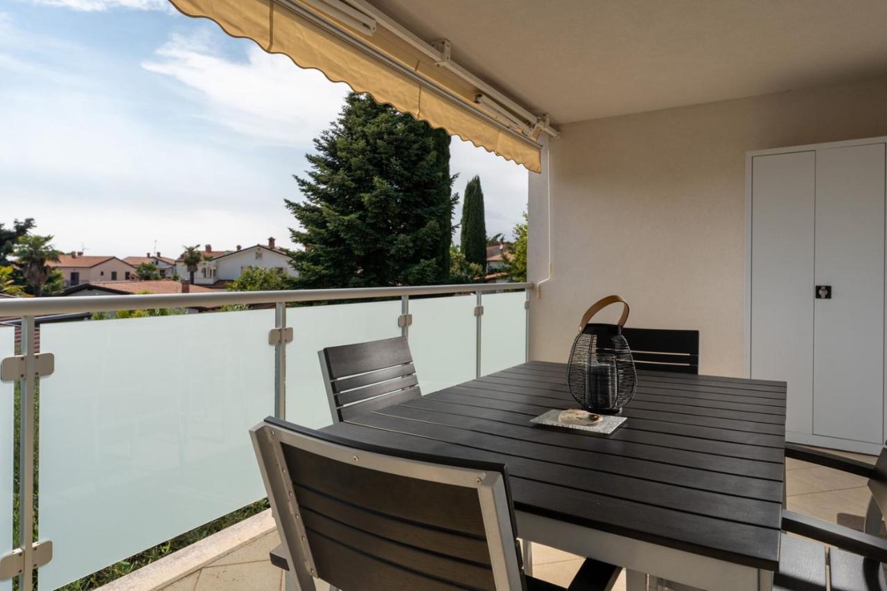 Apartment Sky By Seeadria Agency Novigrad Istria Buitenkant foto