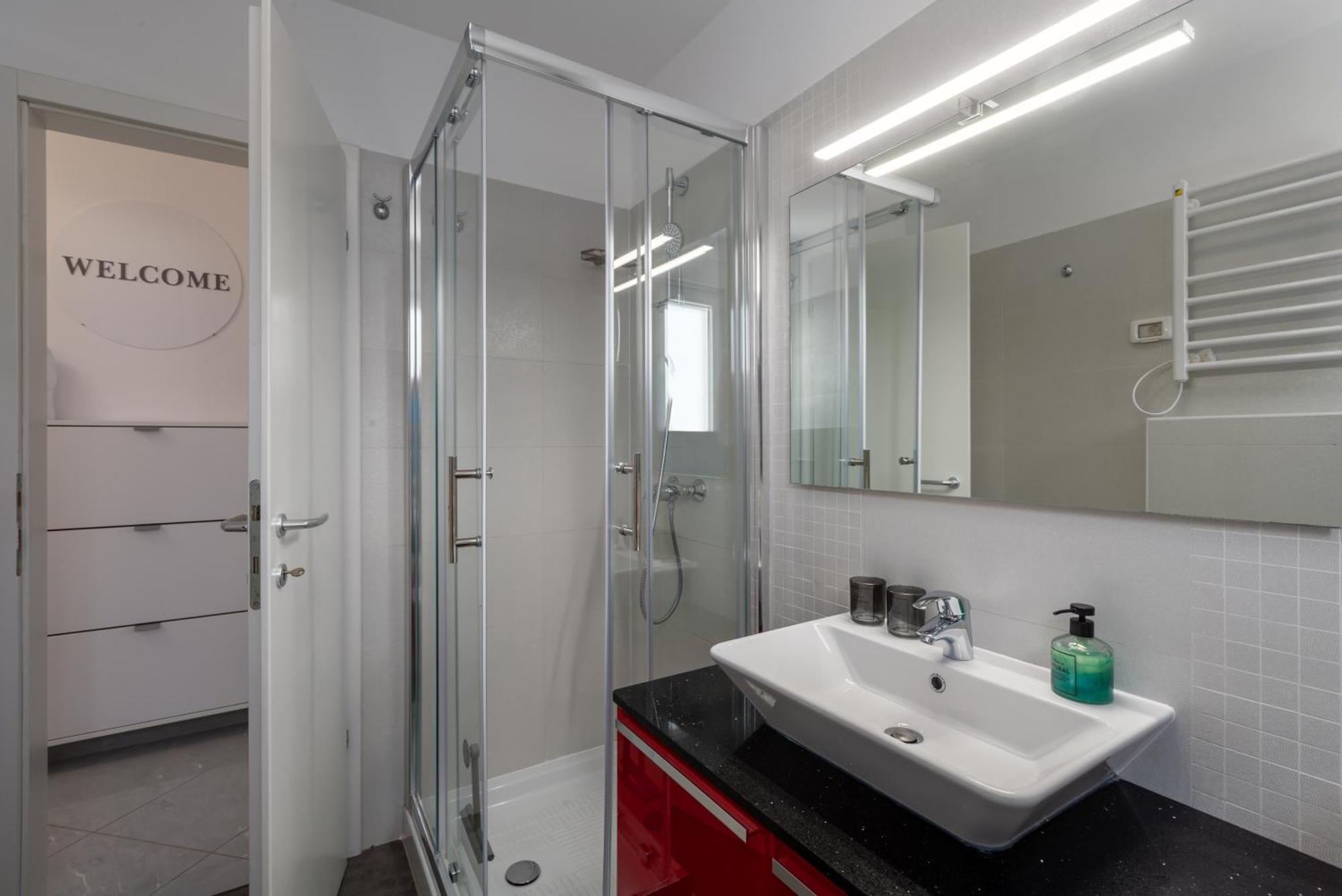 Apartment Sky By Seeadria Agency Novigrad Istria Buitenkant foto